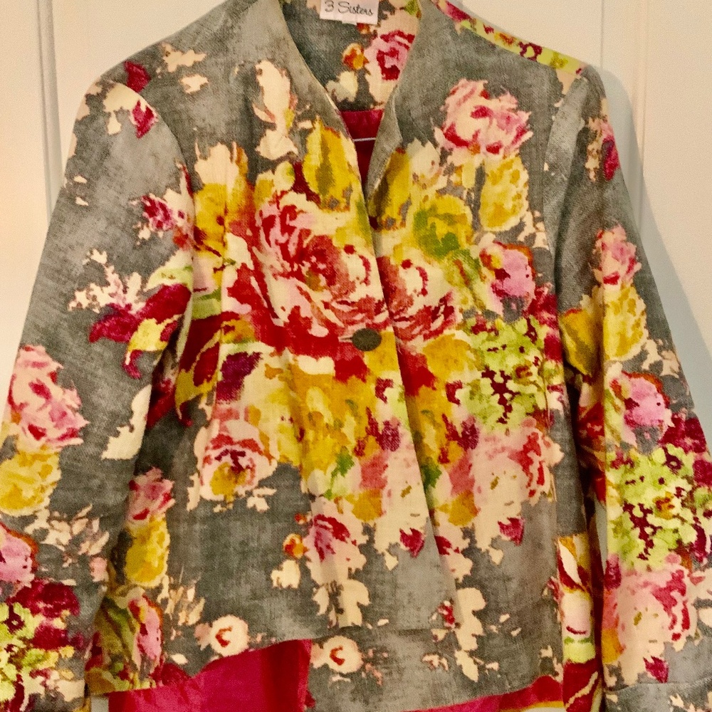 Asymetrical printed linen spring jacket by Three Sisters.  XL